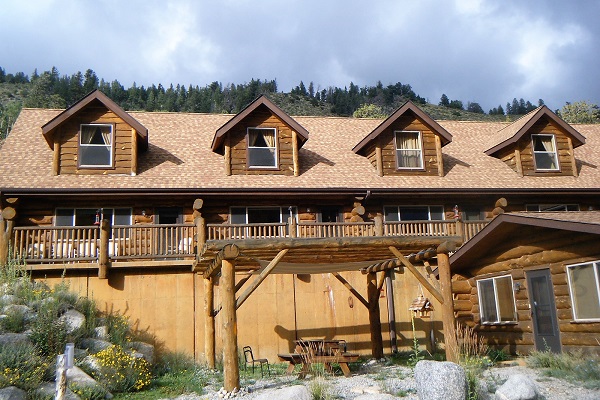 Lodge Unit